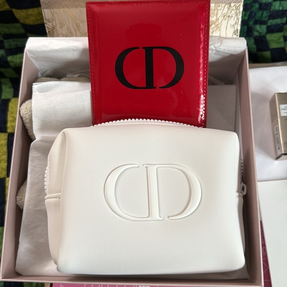 Christian Dior Mothers Day Box New - Picture 8 of 10